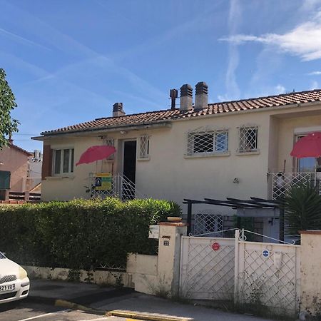 Votre Sejour A Sanary Dans Bas De Villa Avec Terrasse Vegetalisee Et Abritee Exposition Est Sud Ouest A 400M Du Centre Ville En Zone Pietonne Ou Tout Peut Se Faire A Pied Sanary-sur-Mer Exteriér fotografie
